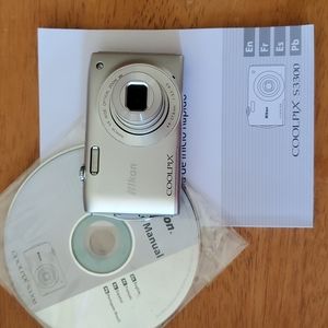 Nikon cool pics as 3300 digital camera